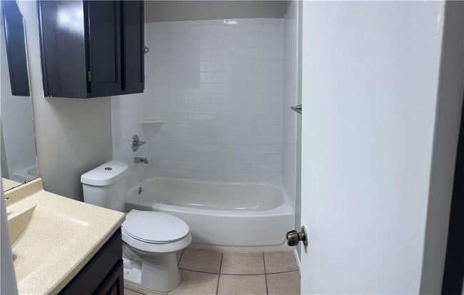 Building Photo - 9806 Brasher Dr