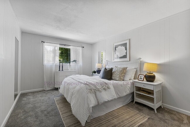 Building Photo - Central Novato Home with Large Yard and A/C!