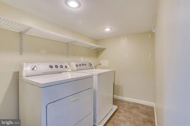 Building Photo - 13696 Wildflower Ln