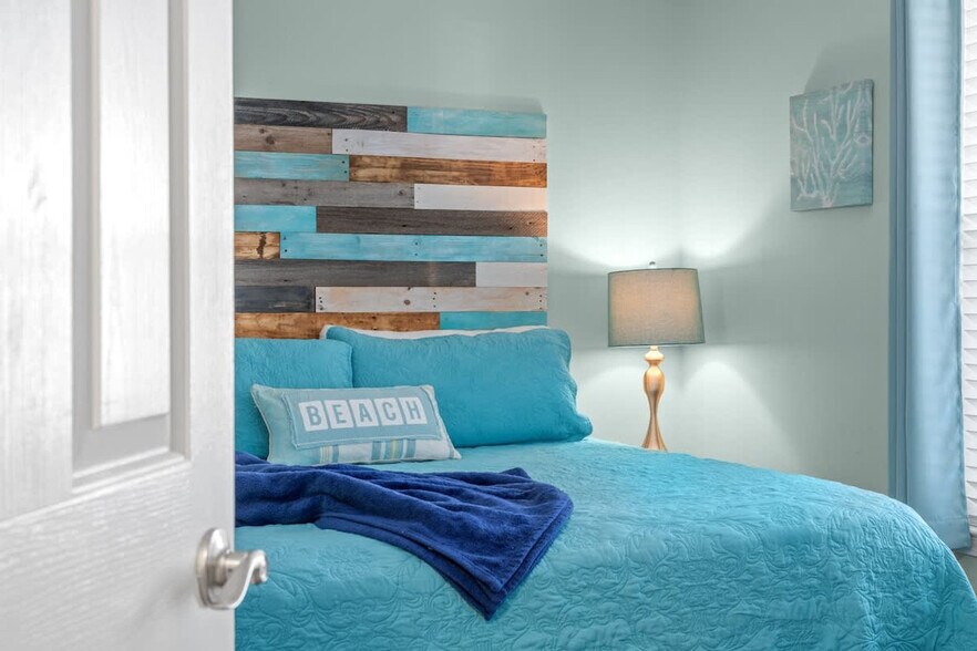 Building Photo - 3191 Scenic Hwy 98