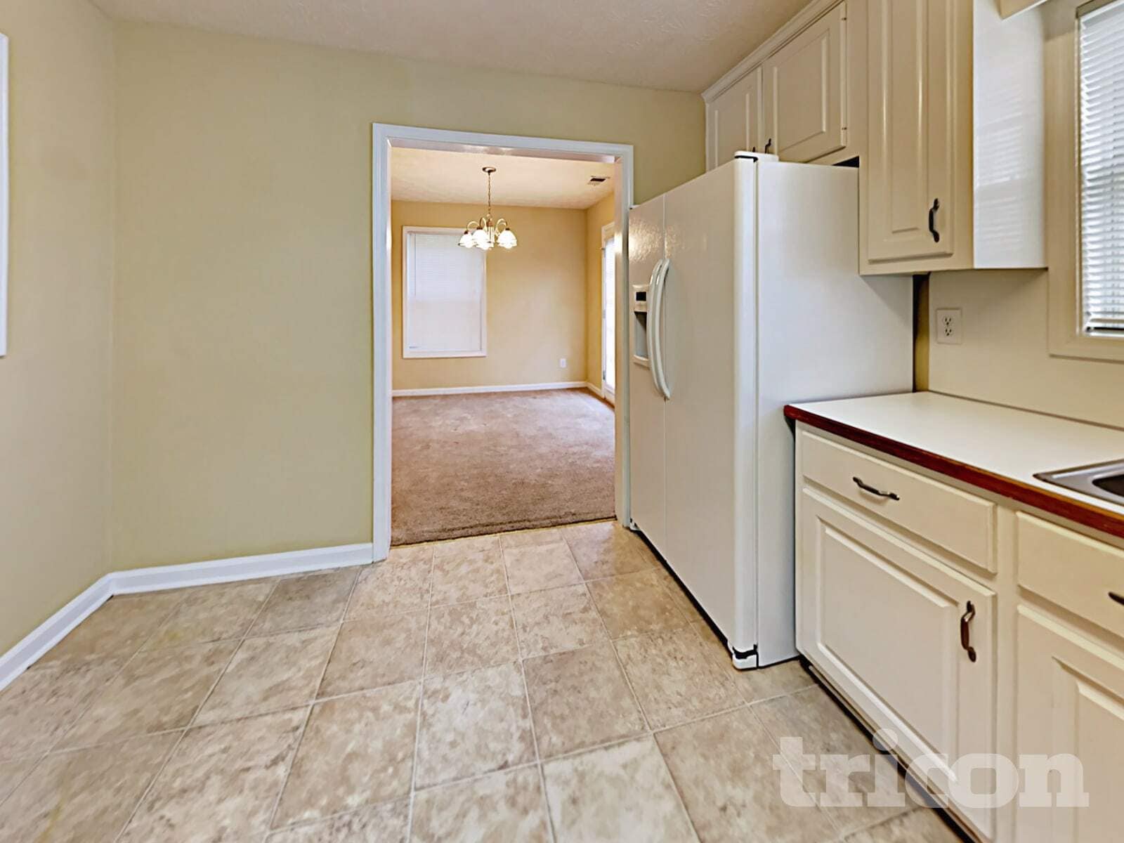 Building Photo - 3935 Piper Glen Dr NE