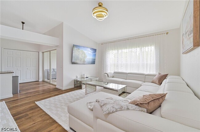 Building Photo - 22741 Sandy Bay Dr
