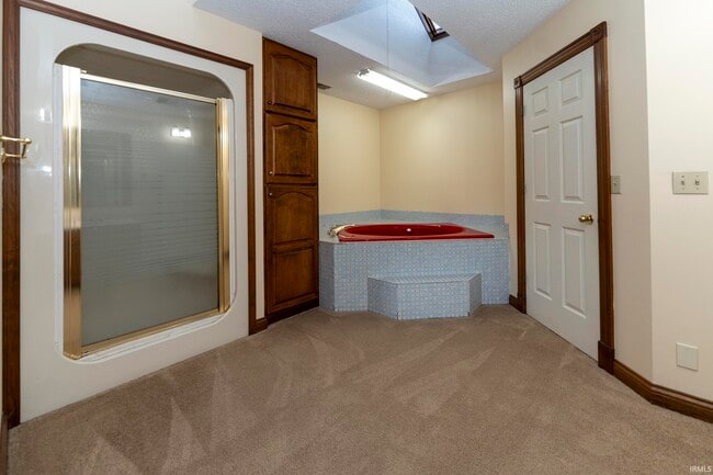 Building Photo - 5435 Kiowa Cir