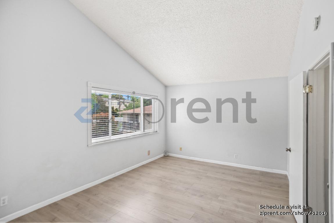 Building Photo - 1017 Imperial Pl