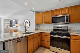 Building Photo - 350 G St SW