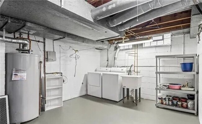 Building Photo - 23613 E Baintree Rd
