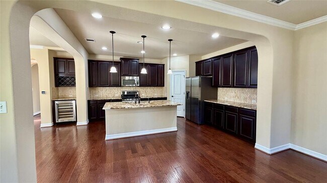 Building Photo - 12300 Terraza Cir