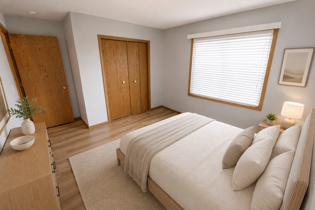 Building Photo - Updated 2br/1ba Townhome in Apple Valley