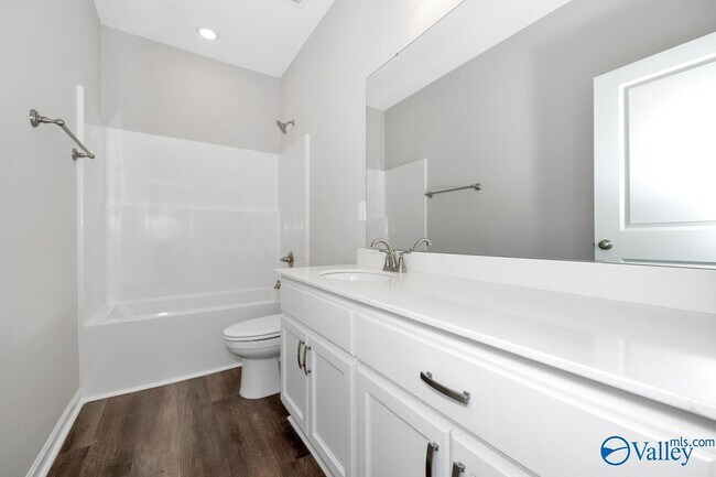 Building Photo - 103 Evergreen Ml Ln