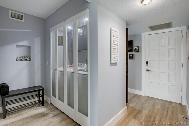 Building Photo - 4393 Trevi Ct