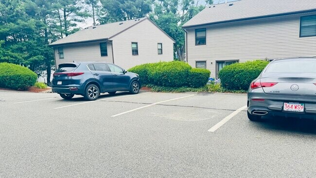 Building Photo - 37 Goodwin Ave