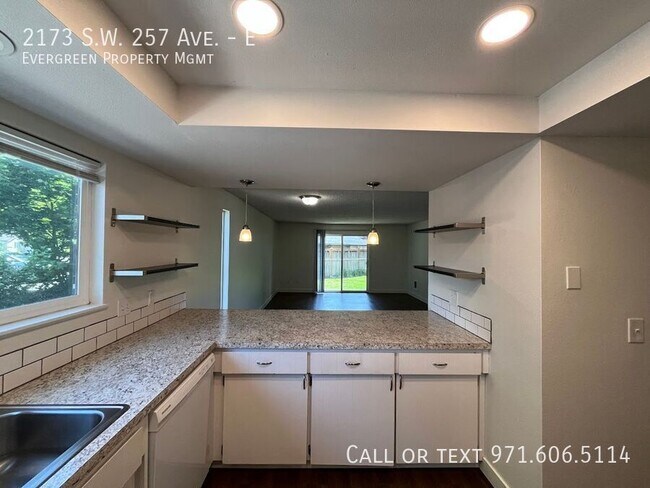 Building Photo - 2173 SW 257th Dr