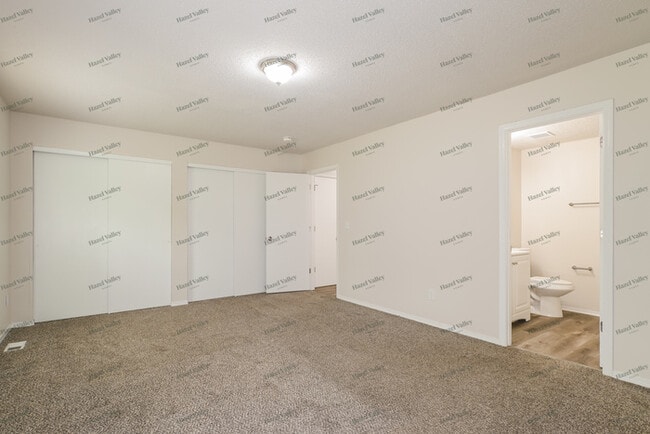 Building Photo - 5255 Elktrail Dr