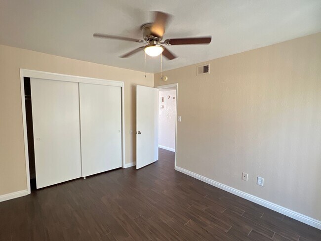 Building Photo - 6811 Klamath Way