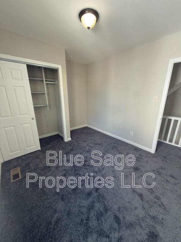 Building Photo - 105 W Broadway Ave