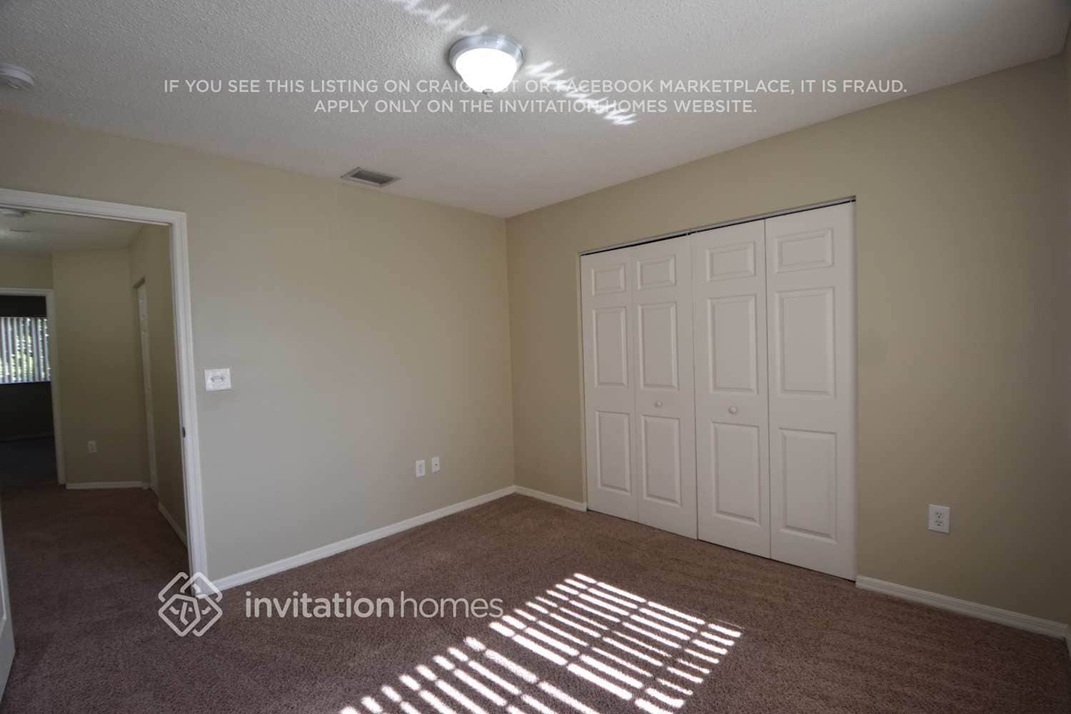 Building Photo - 14841 SW 138th Terrace