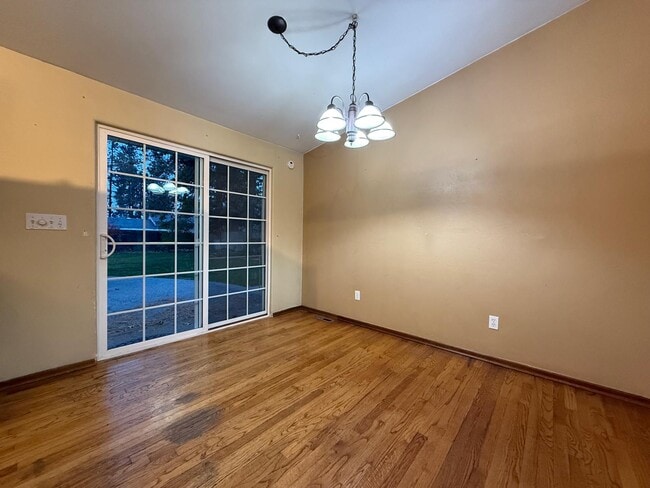 Building Photo - 12915 E Blossey Ave