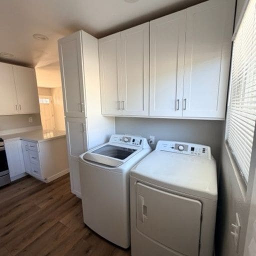 Building Photo - 4033 Linwood Pl