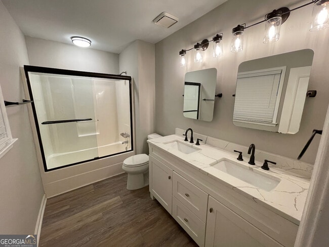 Building Photo - 407 Deergrass Trail