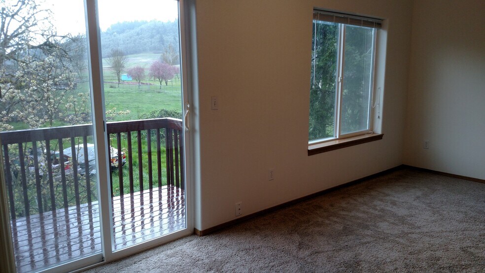 Building Photo - 104 Rice Ln