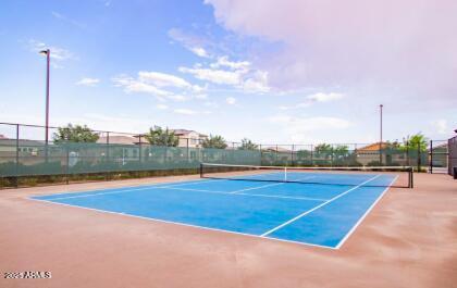 Building Photo - 10029 E Tahoe Ave