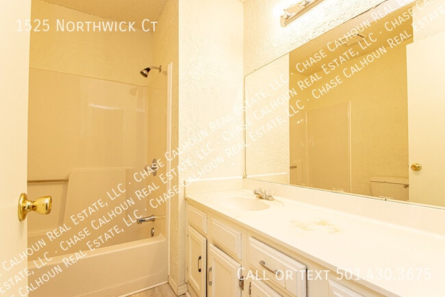 Building Photo - 1525 Northwick Ct