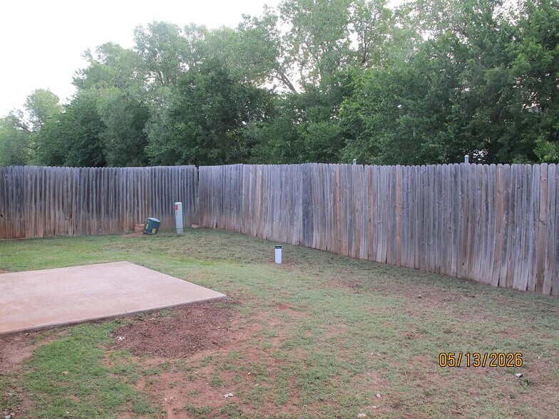 Building Photo - 512 Choctaw Gate Dr