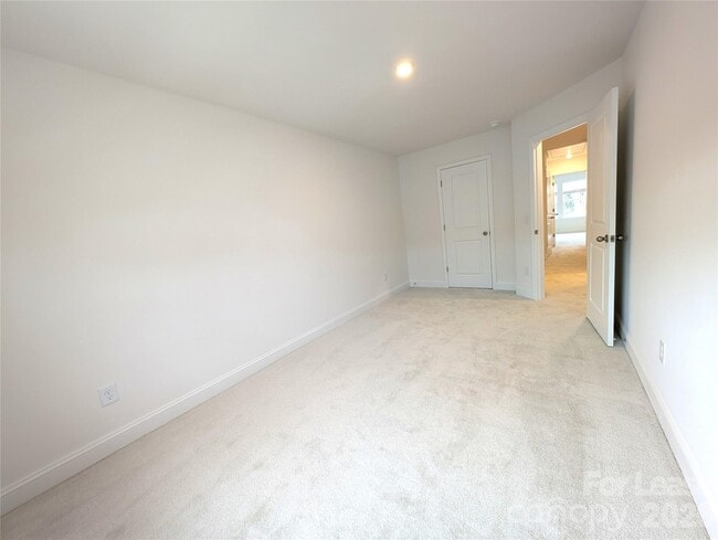 Building Photo - 7712 Ethora Wy