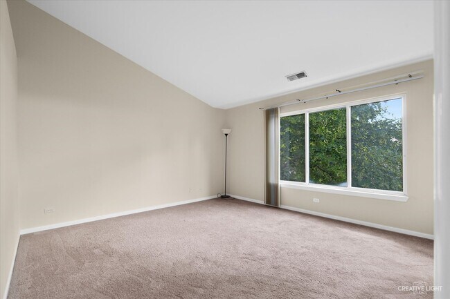 Building Photo - 3073 Kentshire Cir