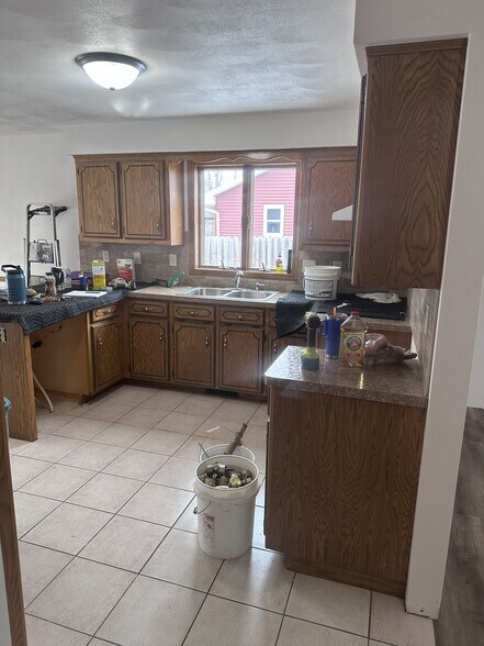 Building Photo - 3613 N Terri Ln