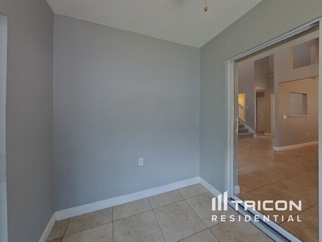 Building Photo - 3902 Bellewater Blvd