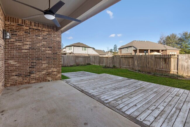 Building Photo - 18855 Collins View Dr