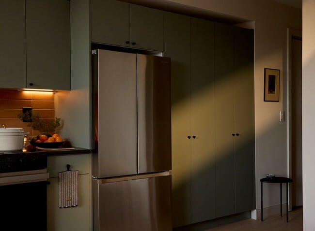 Interior Photo - The Bend