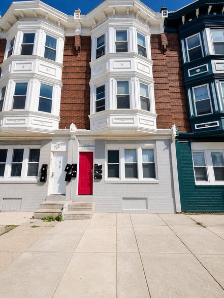 Building Photo - 7020 Woodland Ave