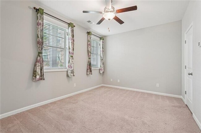Building Photo - 741 Topsail Ln