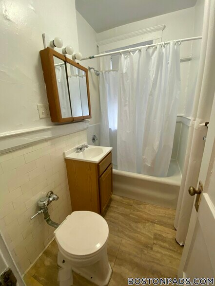 Building Photo - 1171 Boylston St