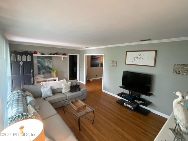 Building Photo - 5054 Pirates Cove Rd