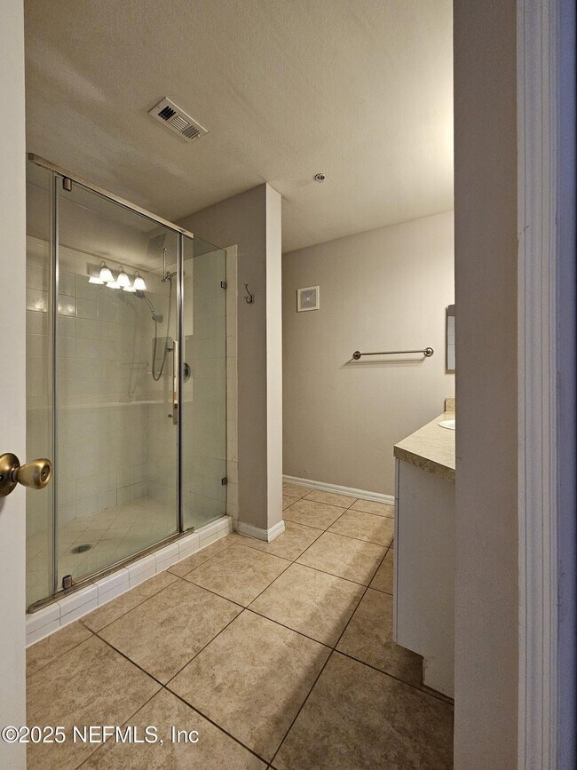 Building Photo - 3591 Kernan Blvd S