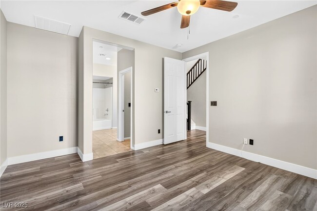 Building Photo - 10091 Sand Key St