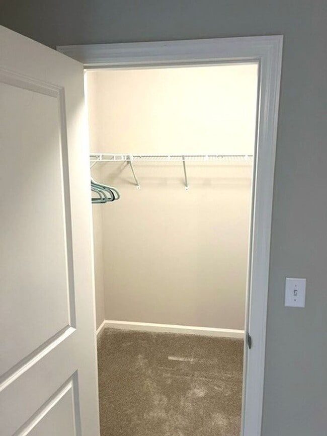 Building Photo - Coming Soon - Lovely 2 Bedroom 2.5 Bath Townhome in Goose Creek!