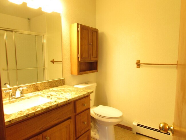Building Photo - 518-520 Rado Dr
