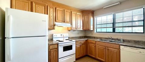 Building Photo - 2361 Sugartree Ct