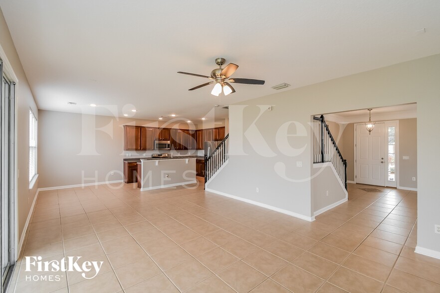 Building Photo - 8327 Highgate Dr