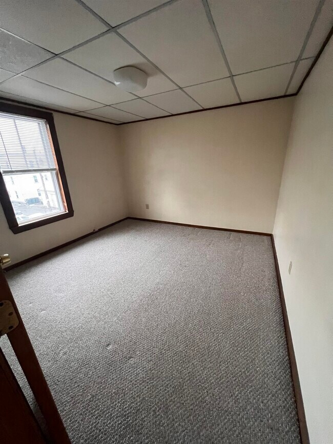 Building Photo - 198 Alsace St