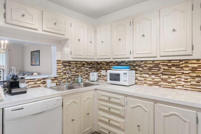 Building Photo - 4191 NW 41st St