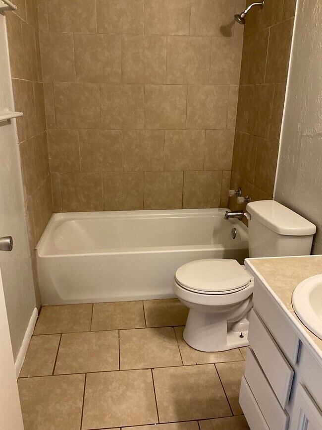 Building Photo - Cute 2 bedroom for rent