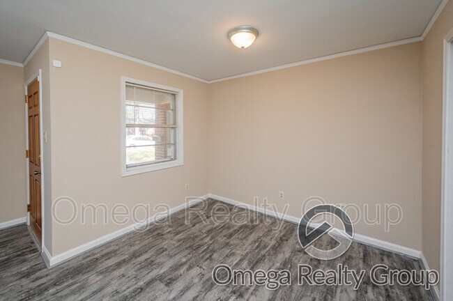 Building Photo - 3544 Cottonwood Dr