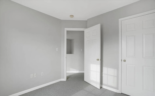 Building Photo - Coming Soon- 3 Bedroom Home in Eastern Sch...