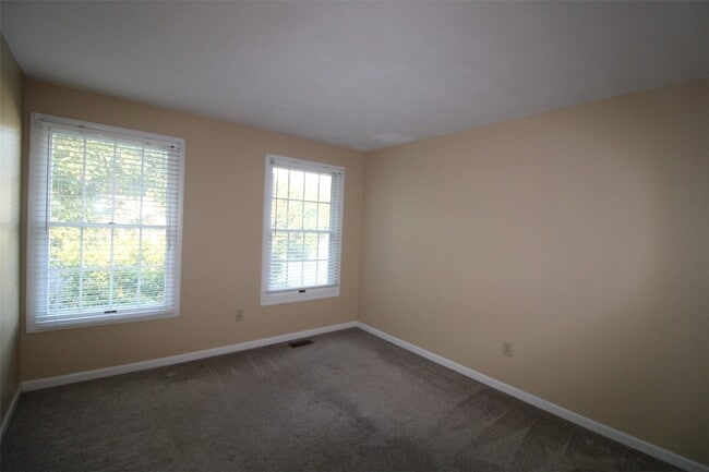 Building Photo - 1647 Wildhorse Pkwy Dr