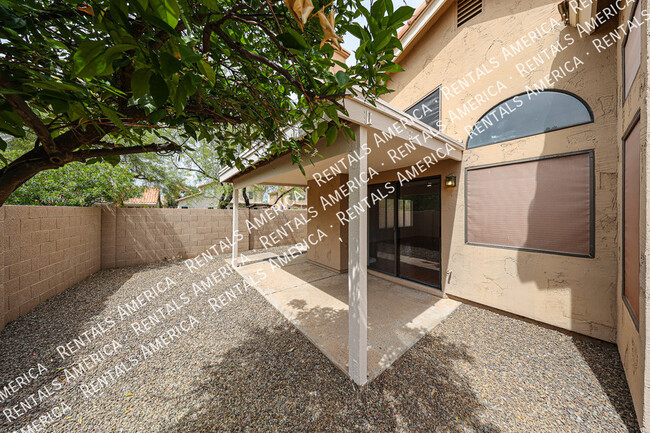 Building Photo - 9429 E Camino Del Santo